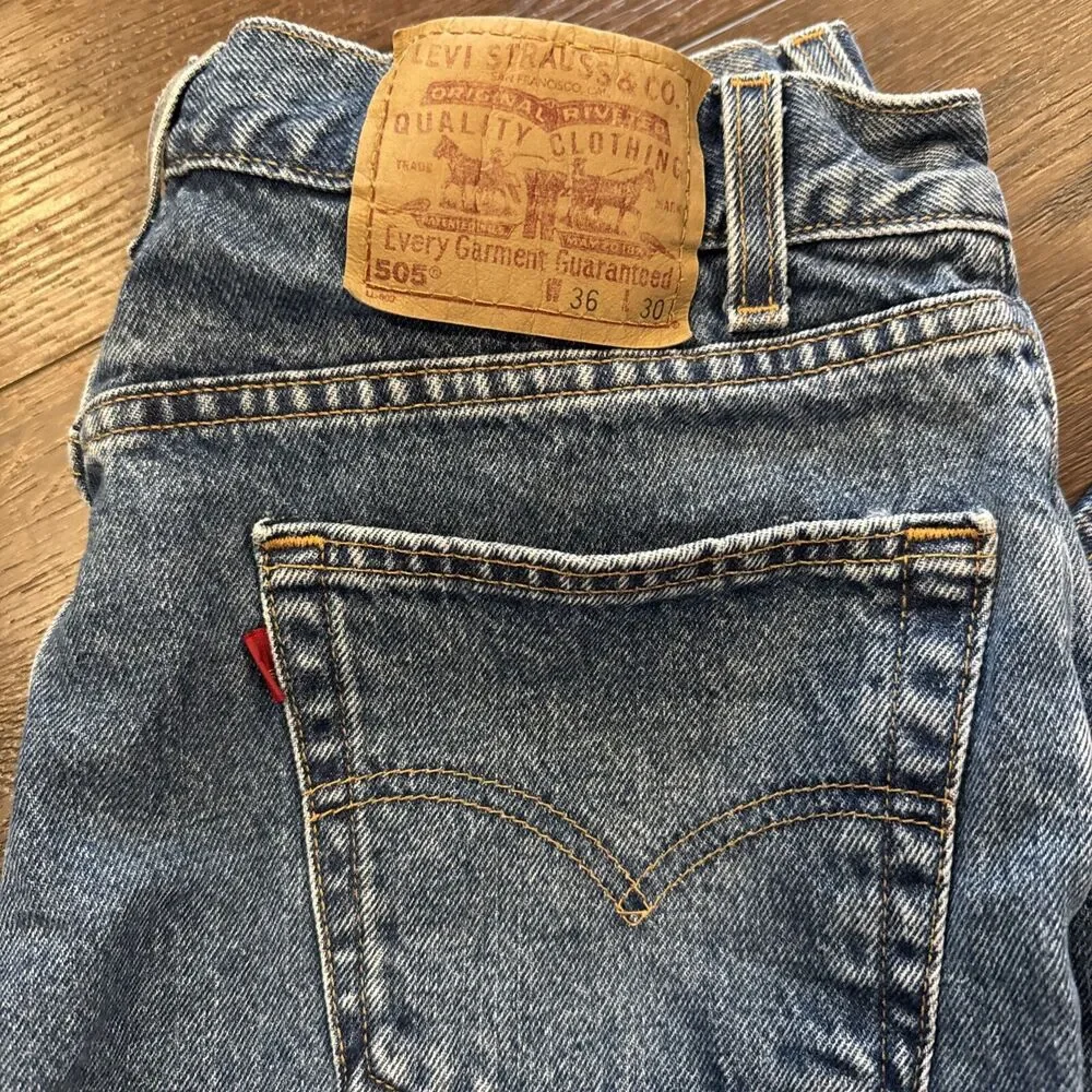Levis leg great closer